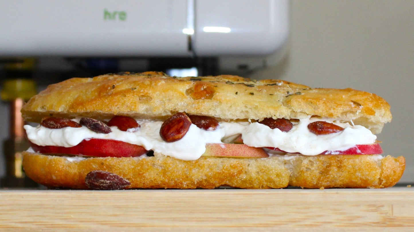 #2 (Vega) Gegrilde Perzik - Burrata - Geroosterde Amandelen